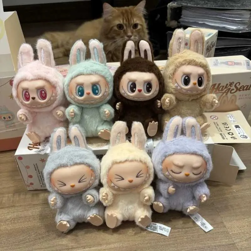 ラブブ　lack New Arrival POP MART LABUBU Macaron Vinyl Base Series Blind