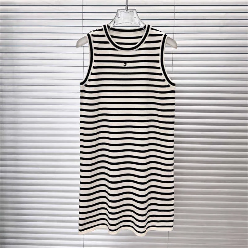 knee length dresses for ladies Tulip Cameron Womens Sleeveless Cotton Dress in Kumari XXL