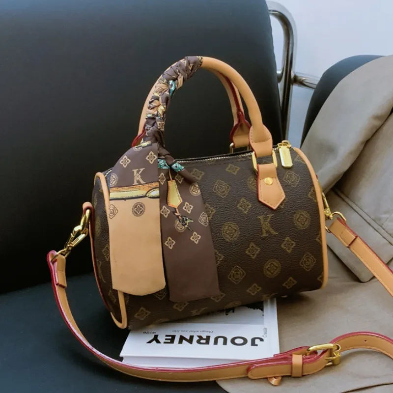 Fashion luxury Small bag women 2025 new women's temperament print all fashion single shoulder crossbody bag wholesale