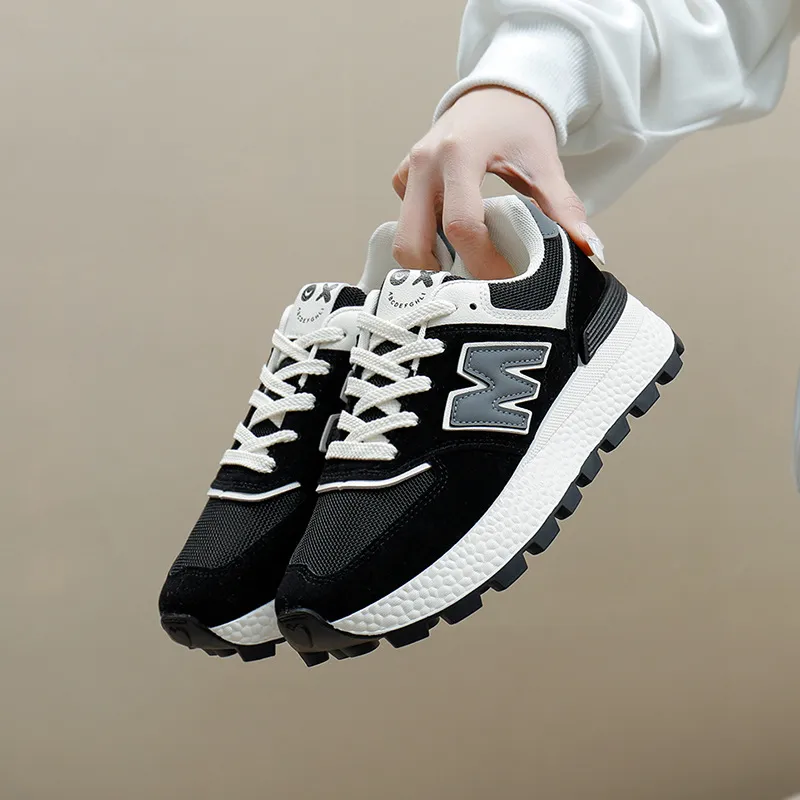 Gratis verzending Designer schoenen Dames Zwart Khaki Bordeaux Grijs Antislip Comfortabel Ademend Outdoor hardloopschoen Trainers Sneakers Nieuw_voghion.com