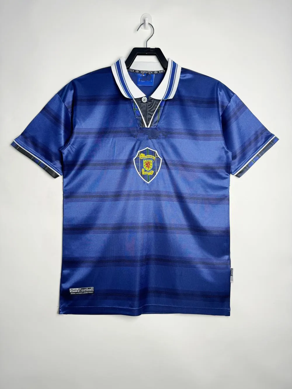 Scotland 1996 Scotland Euro Jersey UEFA Euro 1996 Match Worn Football Shirt  Scotland AGON, image size:1000x1333