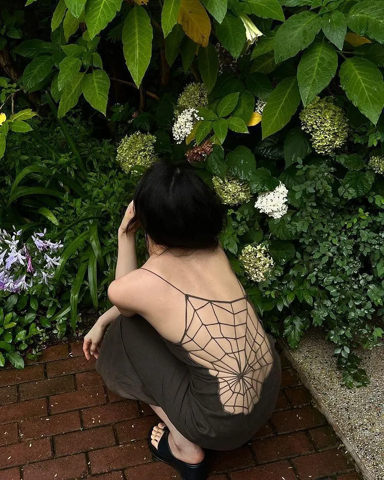 Secret Garden Midi Dress 新品・ハンガー・タグ付 51c5c0c6-7728-4c9e-8847-