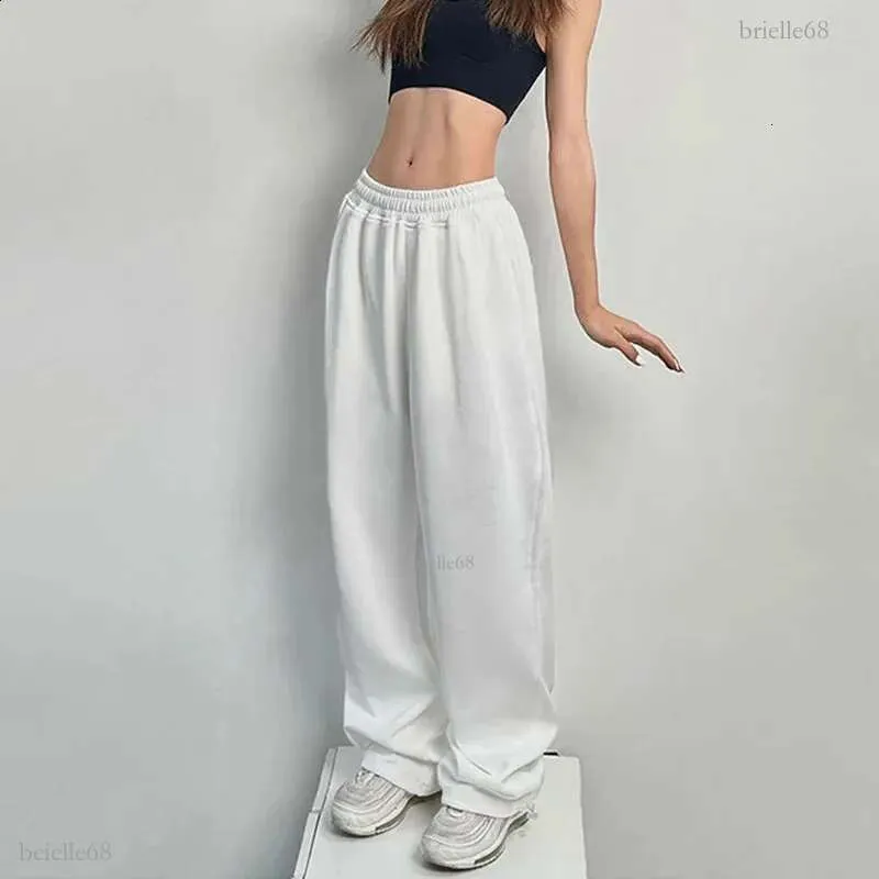 Crop Top White Baggy Sweatpants Crop Top White Loose Joggers
