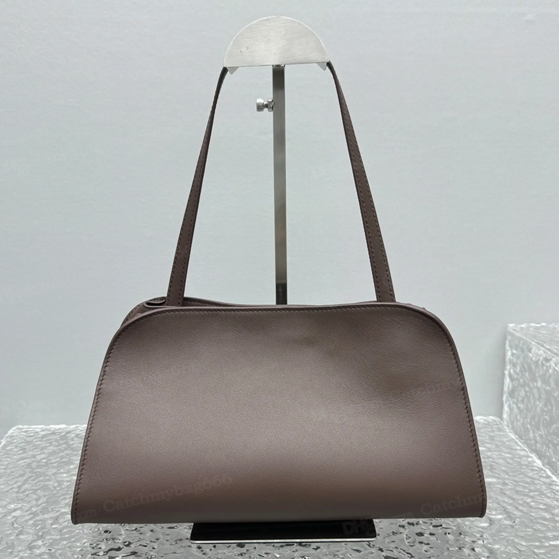 DHOLIC 牛革 レザーバッグ peggy Peggy Leather Shoulder Bag Soft Genuine Leather From