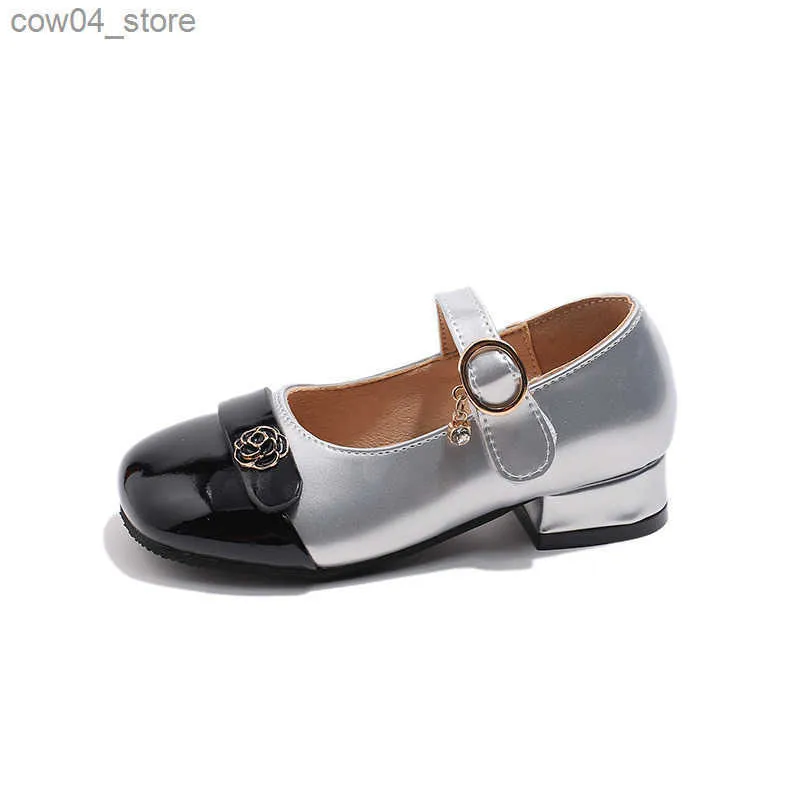 Economize muito em Sandálias De Saltos Altos Coreanos Sapatos Coreanos De  Salto Coreano: Sandálias De Couro Para Meninas Calcanhar De Salto Grosso, 