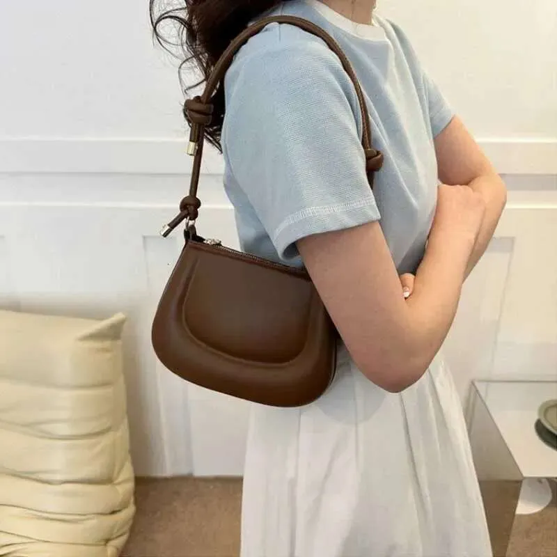 Soft PU Ladies Cuero Crossbody Mujeres Púrpuras Axila Retro Retro