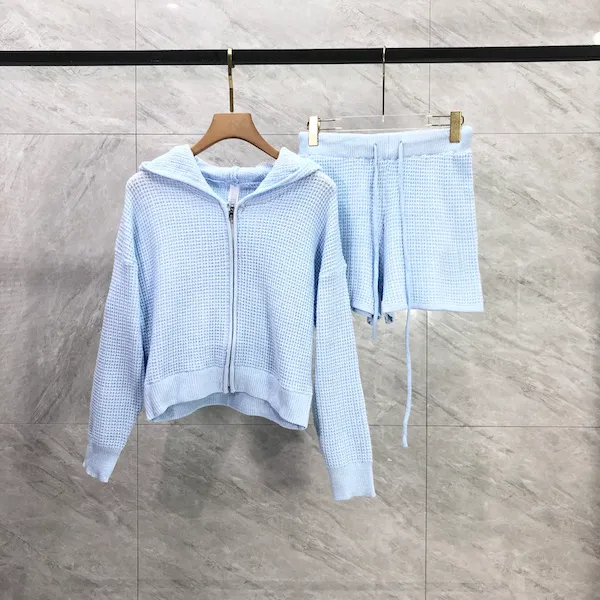 Womens Tracksuits Sweatshirts Suits Tracksuit Suit Coats Designers Womens Jackets Hoodies Pants Sweatshirt Sportswear