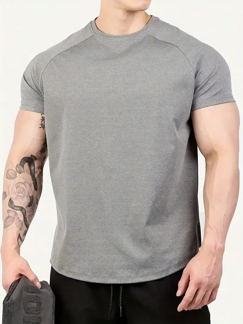 Hommes Gym jogging maillots de sport à col O Slim Fit compression pour Homme Tee-shirts de running - Chine T-shirt de course à pied et T-shirts de compression prix