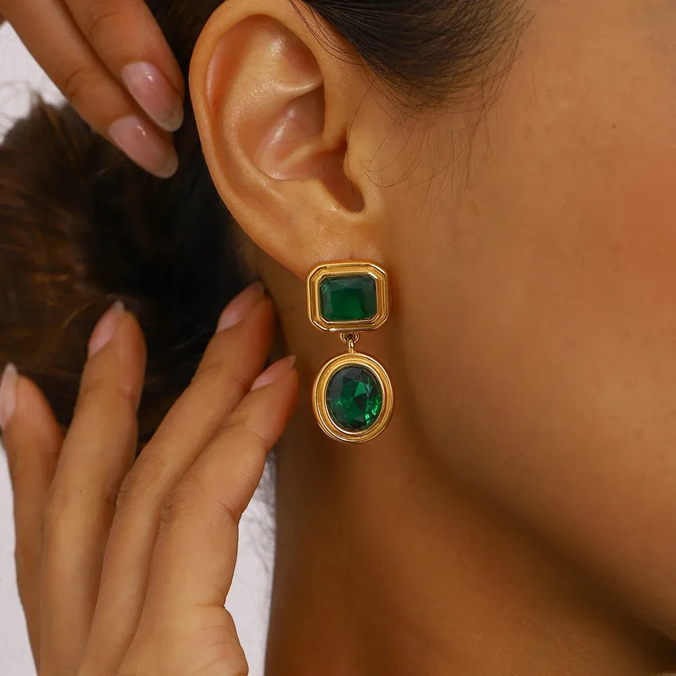 Zysta Set di 12 Paia 8 Orecchini Anelli Acciaio Inox Piercing da