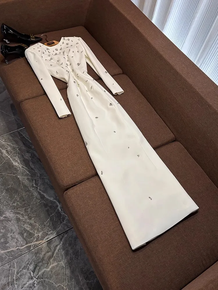 Autumn Beaded Maxi Embellished Maxi Dress White/Black, Long Sleeve, Round  Neck, Solid Color, Rhinestone Embellishments Check Size Chart For 2025 From  Risabeira, $71.86 In Bulk | DHgate.Com