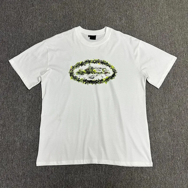 Trendy Unisexual Shortsleeve Tee with Stylish Design for Everyday Wear