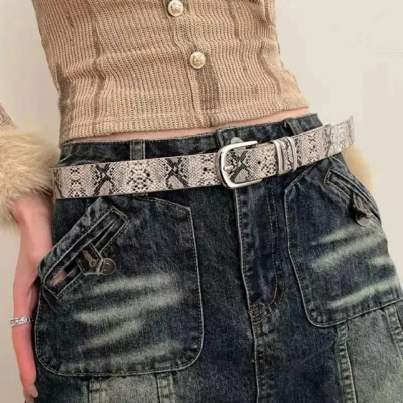 トレンディなヒョウ柄ベルト を￥2,152 | DHgate