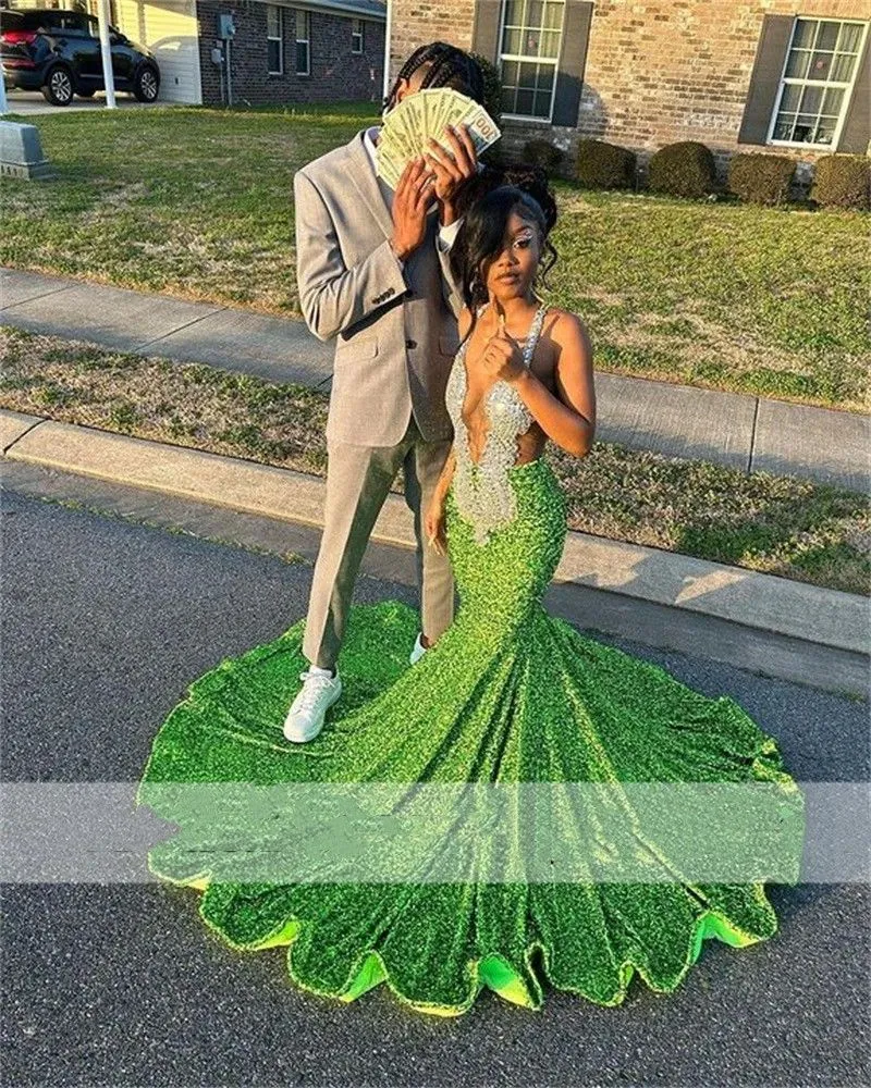 Black Sparkly Prom Dresses: Emerald Green Sequin... From Missbridaldress, $120.95 | DHgate.Com Black Sparkly Prom Dresses: Emerald Green Sequin... From Missbridaldress, $120.95 | DHgate.Com