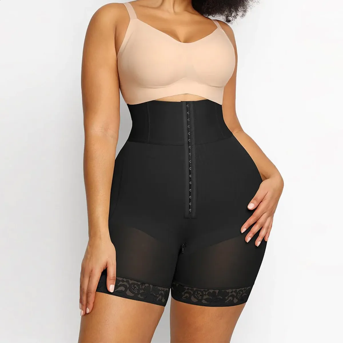 Pantaloncini da donna a vita alta, controllo della pancia