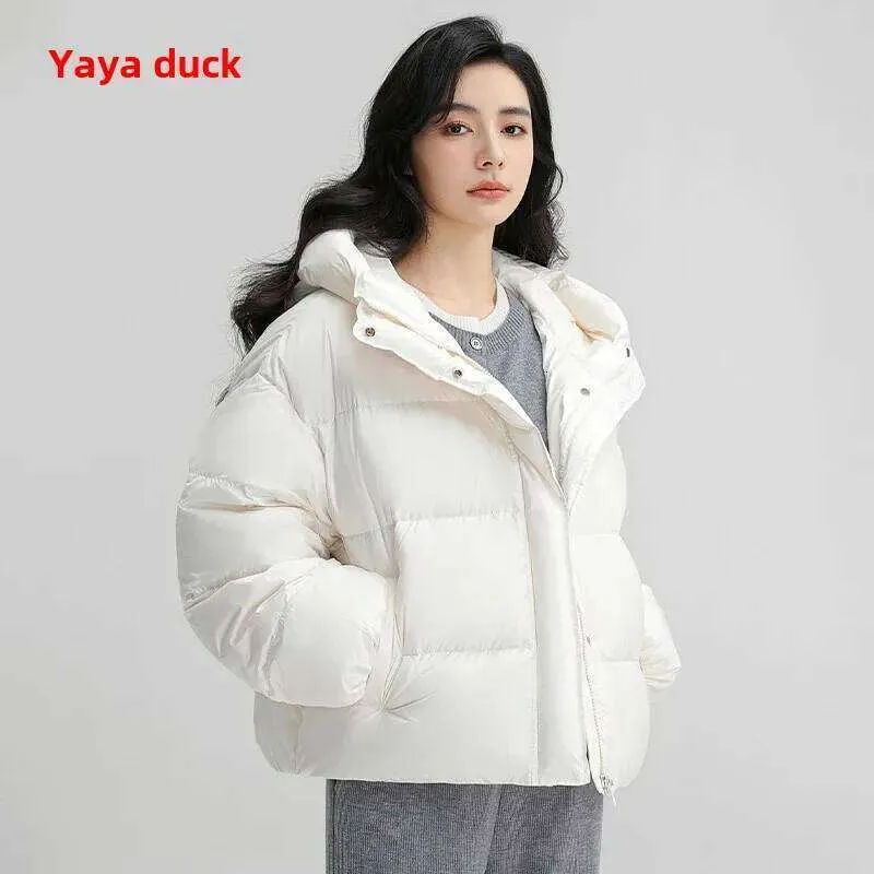 New Arrival Womens Fashionable Duck Down White Puffer Jacket Women