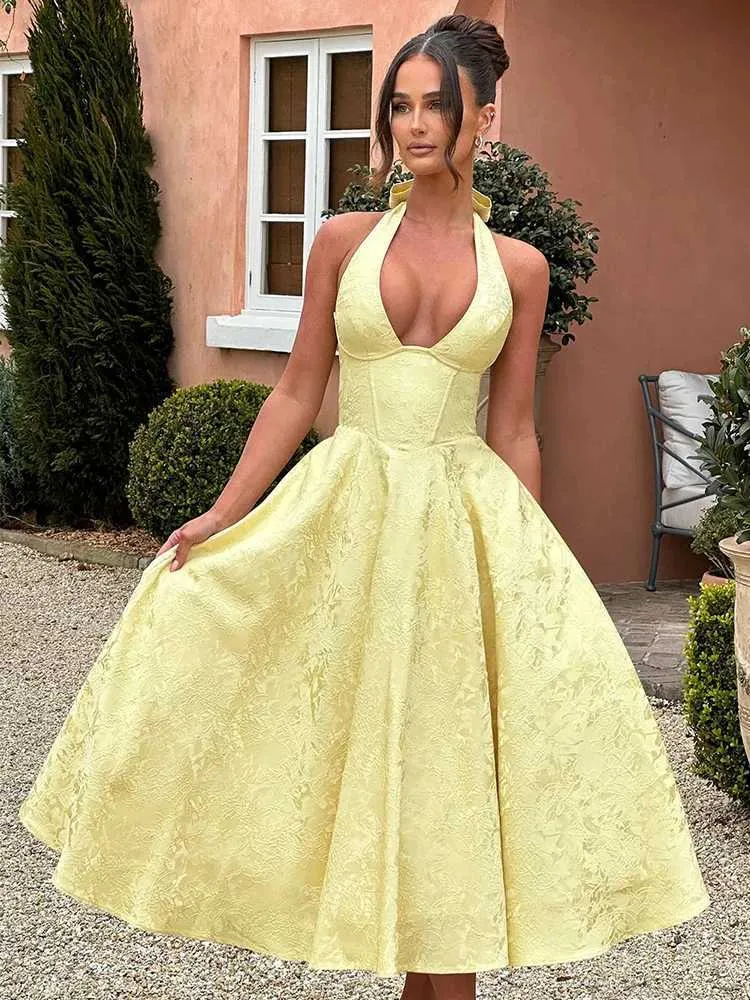 Sexy Embroidered Deep V Waist Dress With Elegant... From Tomato_lele, $9.22  | DHgate.Com