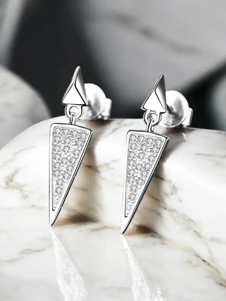 Acquista Orecchini Moissanite D Color 2ct 8mm per Donna Argento Sterling 925 con Diamanti Orecchini a 8 punte per Feste di Nozze Gioielli Raffinati con GRA in Italia a partire da 31