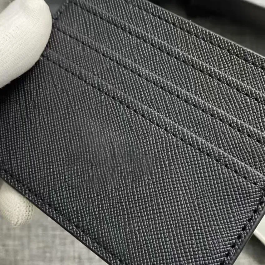 Unisex Designer Leather Wallet - Genuine Saffiano for Men & Women with Compact Design