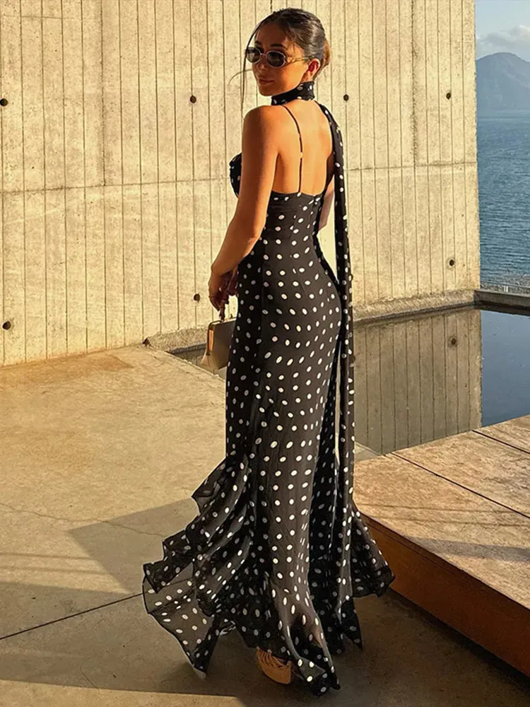 chinese dress ladies Contrast Polka Dot Mermaid Maxi Backless Dress main image 0