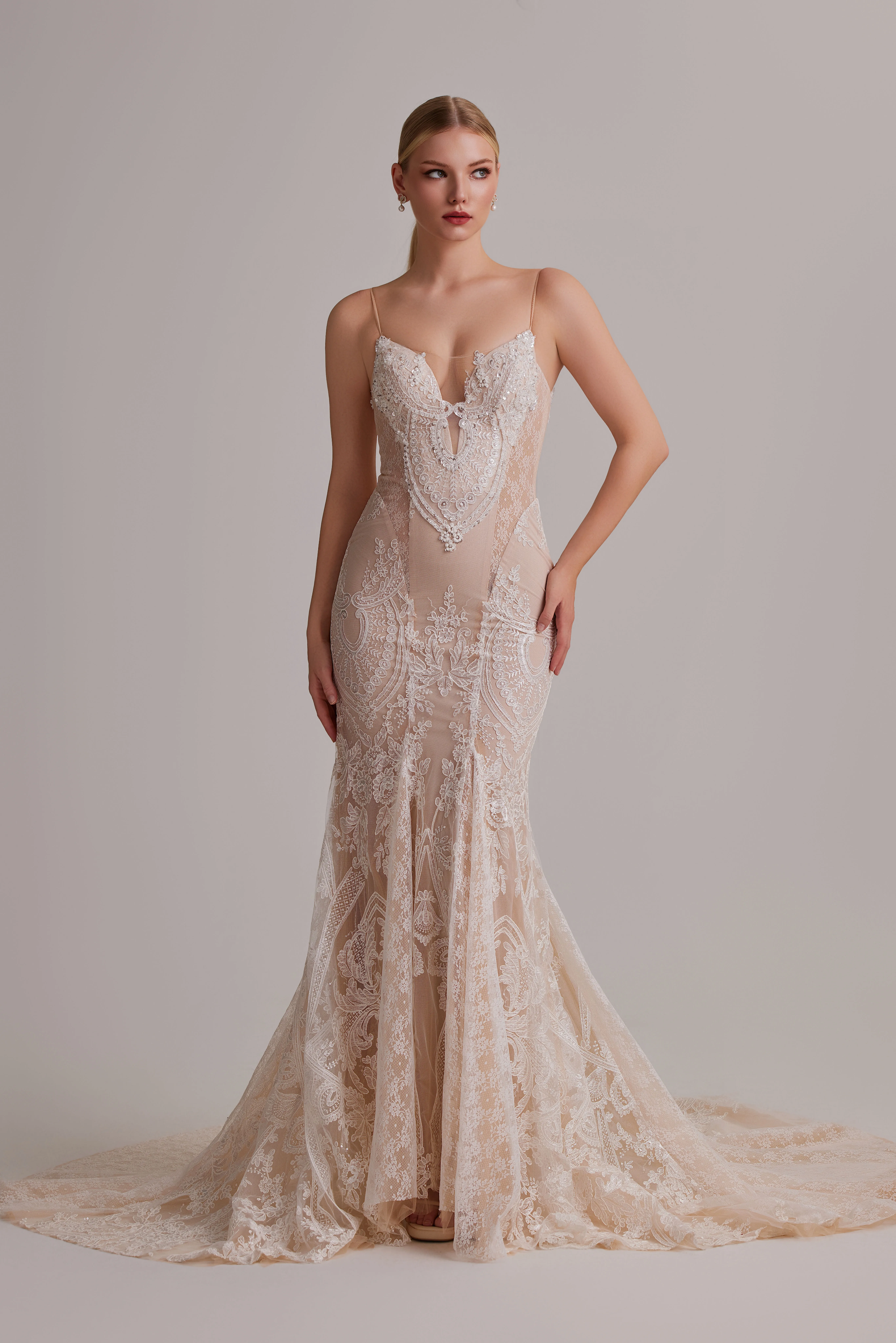 Beige See Through Lace Suspender Fishtail Wedding... From 698,94 €