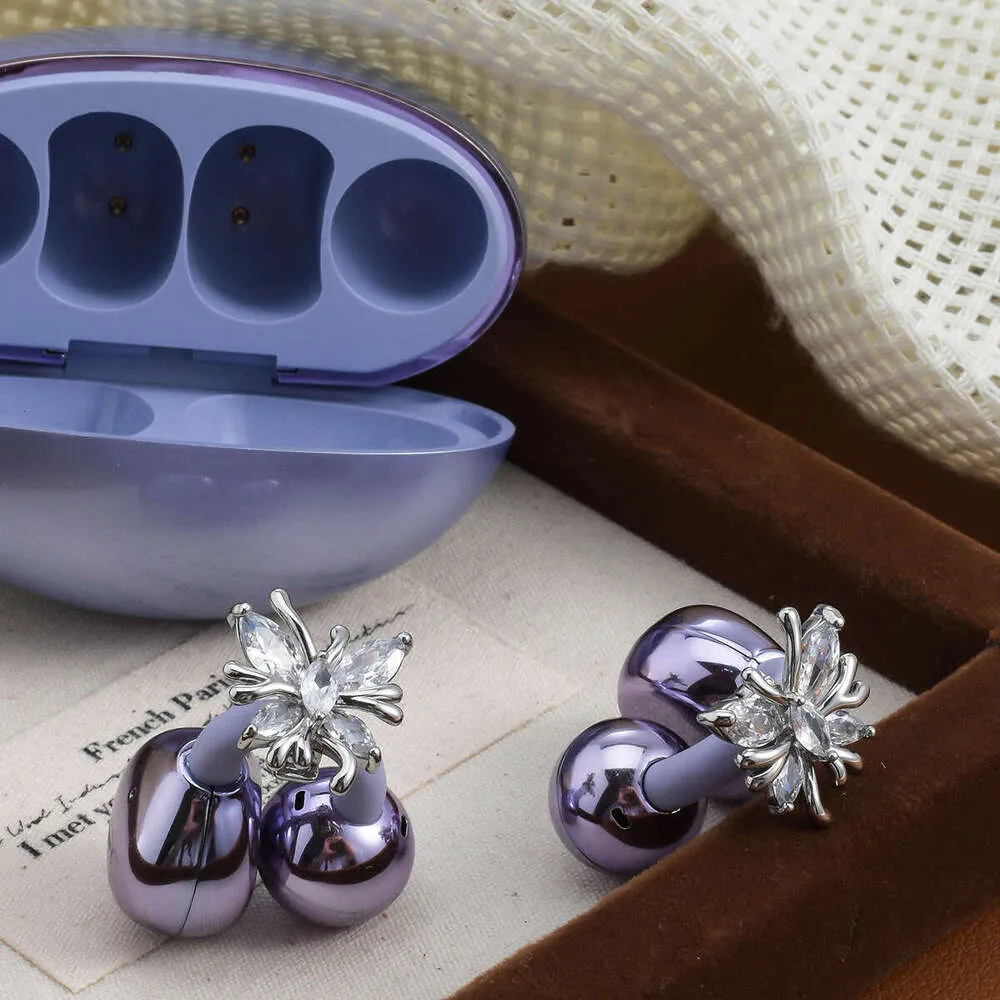 Brilliant Butterfly Huawei FreeClip Diamond Buckle From