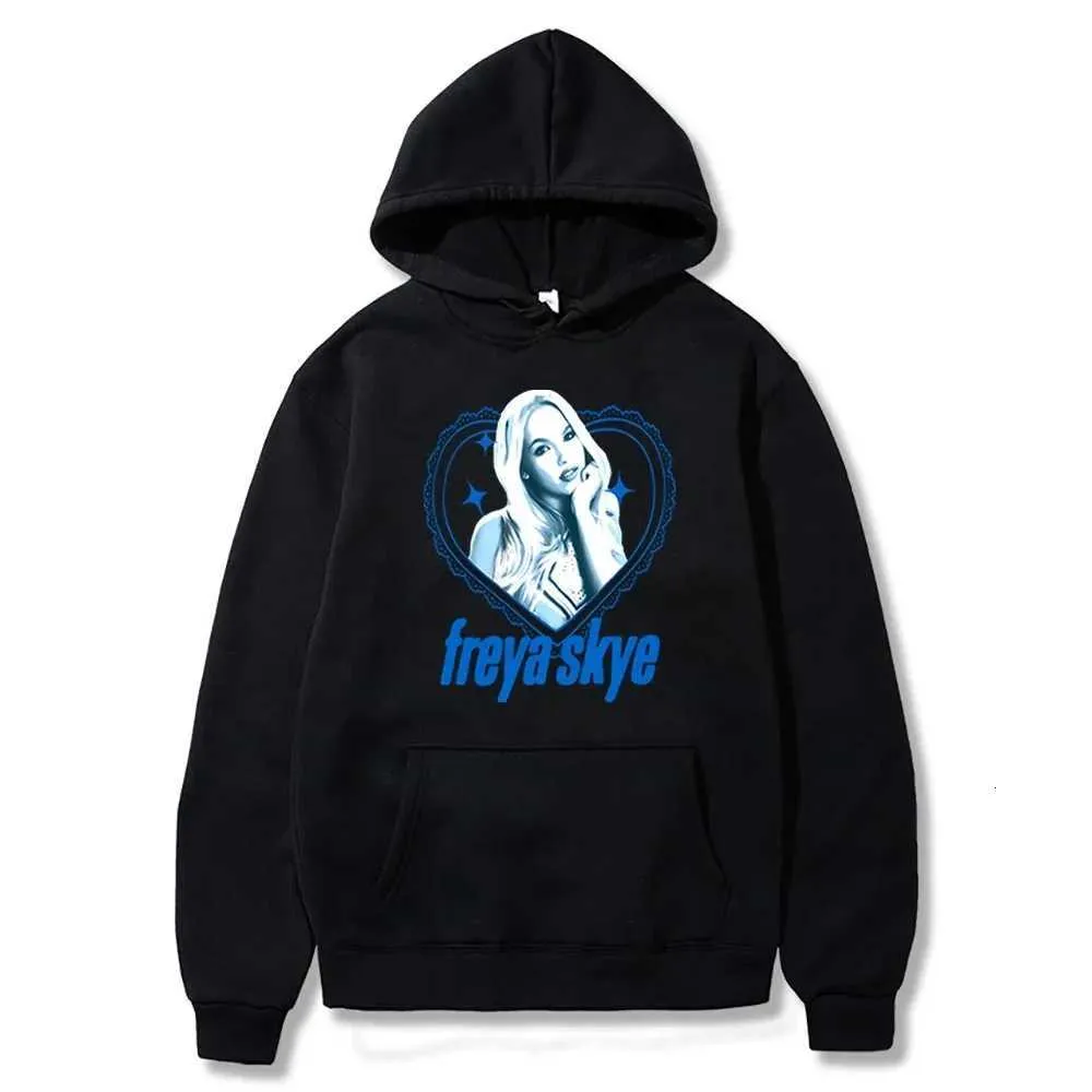 トップス DESCENDANT/UNDER THE CURRENT HOODY Freya Skye Descendants Zombies Worlds Collide Tour From 10,73