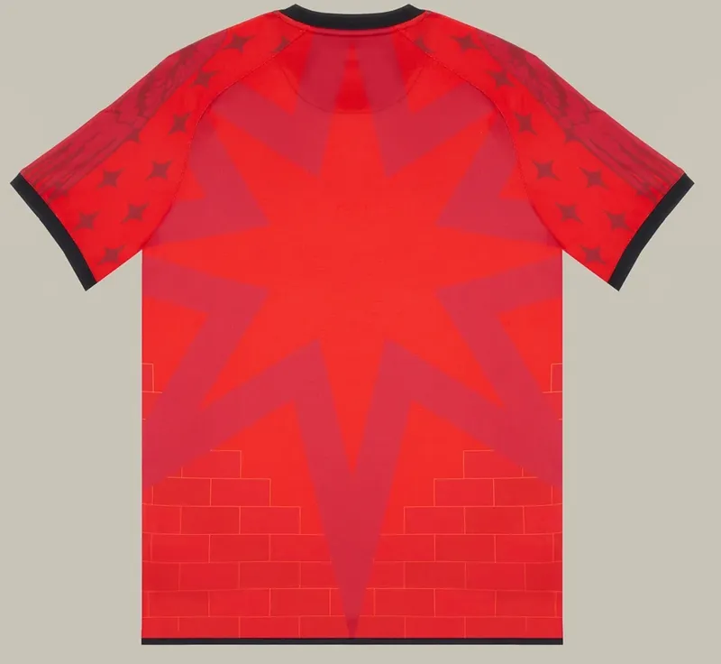 La camiseta de fútbol del Venezia FC es MODA y es LUJO La camiseta de fútbol del Venezia FC es MODA y es LUJO