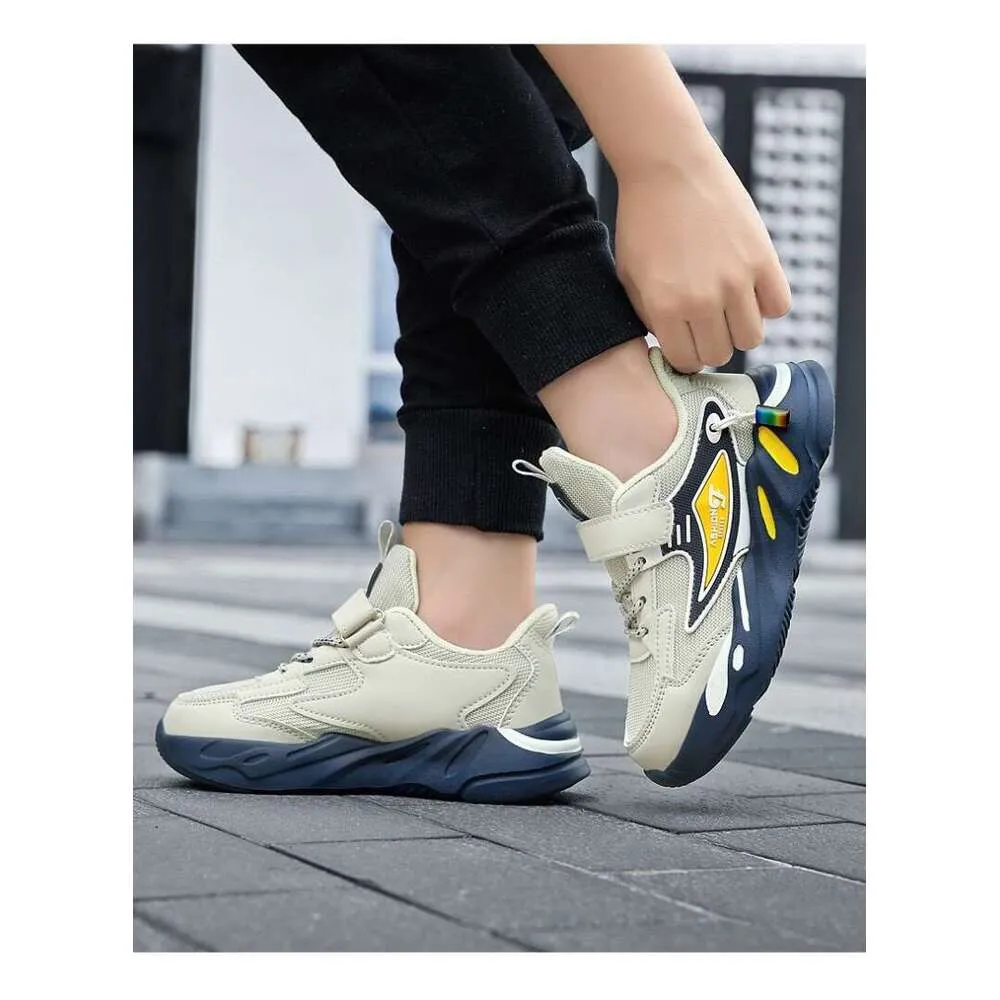 Yellow Pointed Toe Women's Flat Shoes With Rhinestones And Sole_voghion.com