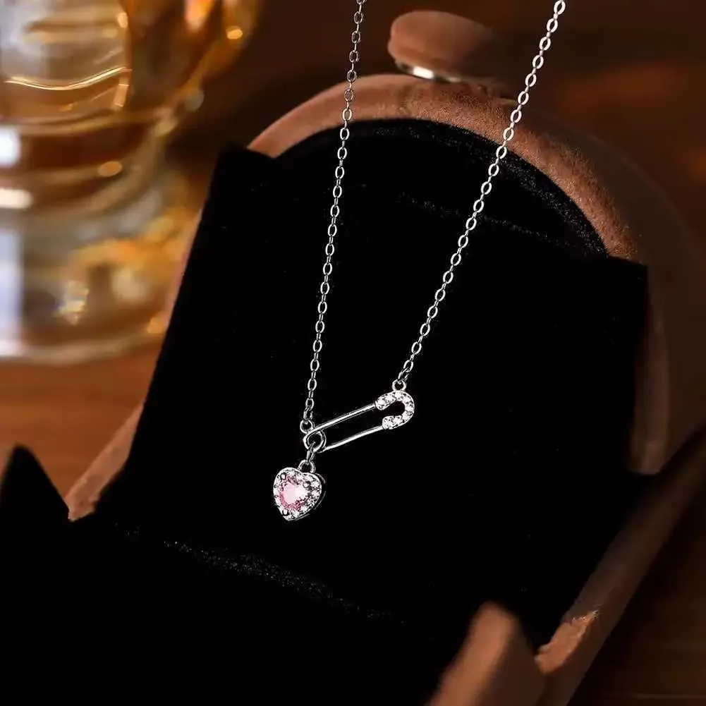 Collana con pendente a cuore spilla da balia gioielli donna_voghion.com