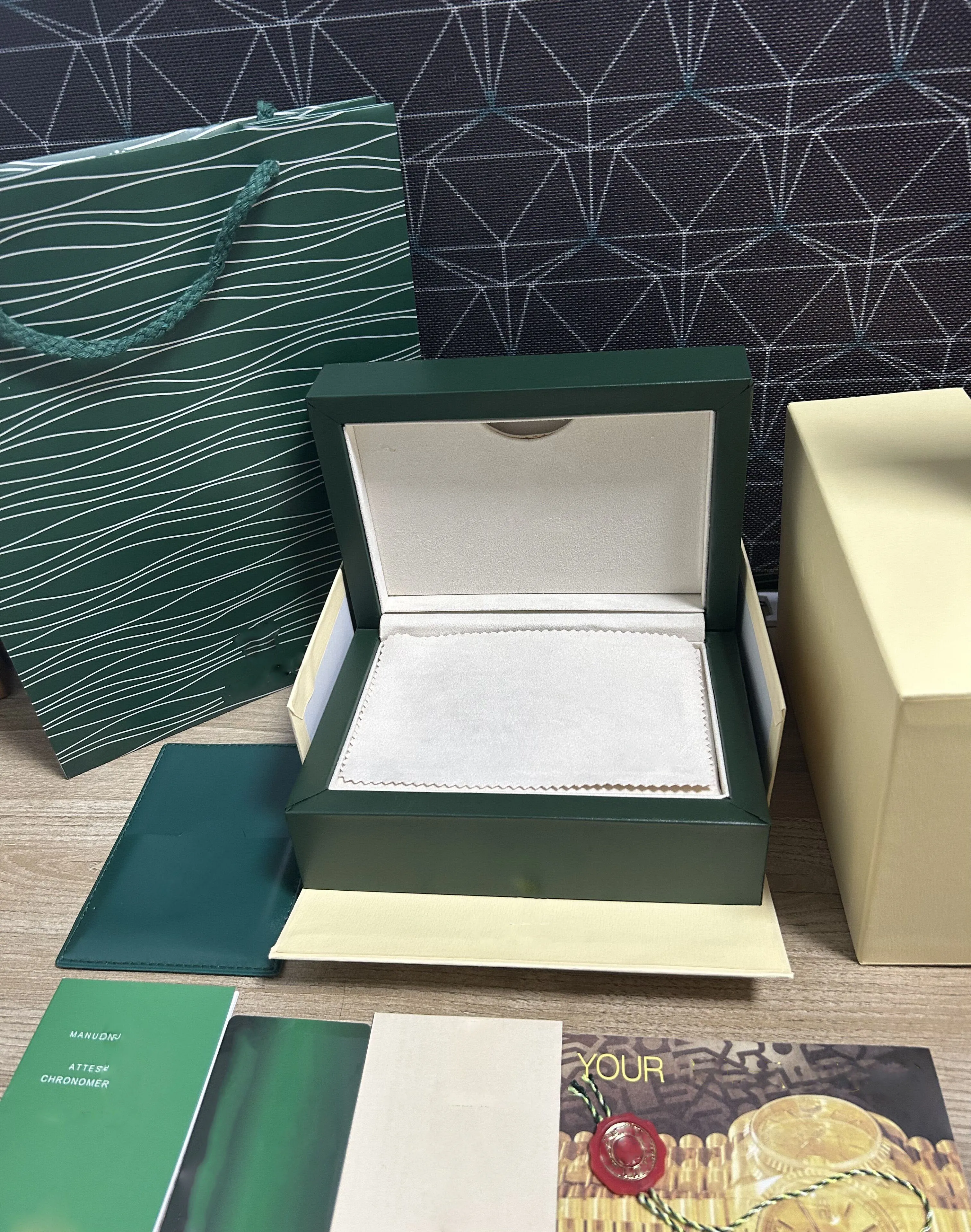 ROLEX ギフトボックスセット Rolex Yeşil Saat Kutusu Seti Sertifika Kartı, Yi TL1,246.9 | DHgate
