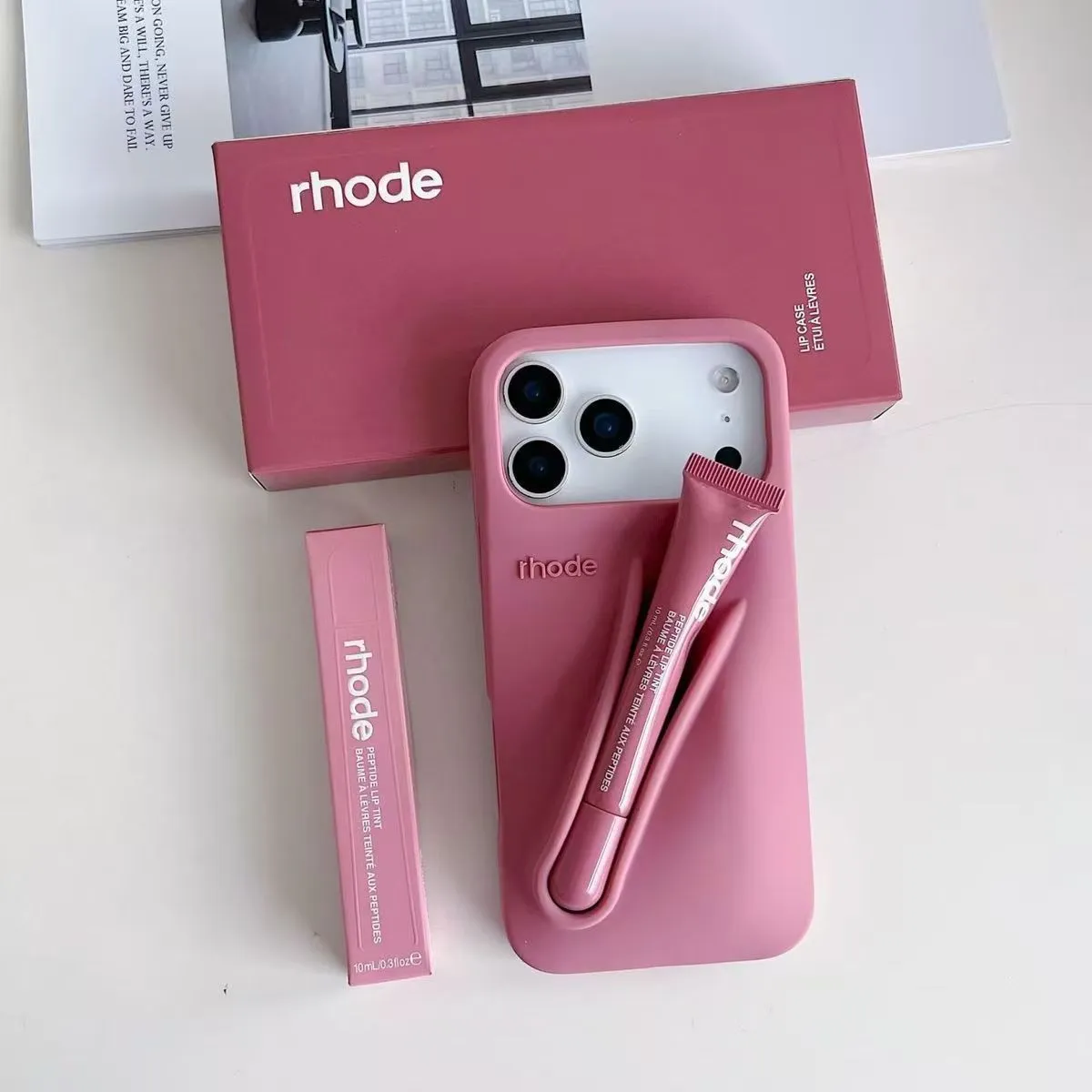 Estetica Porta Burrocacao IPhone 14 Pro Max Slot Rossetto Chiara Cover IPhone 13 Pro Y2K Rosa Coquette Stile_voghion.com