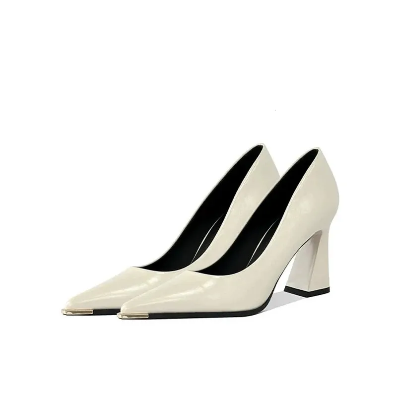 Women's Classic Leather Pointed Toe Pumps Elegant Flat Shoes_voghion.com