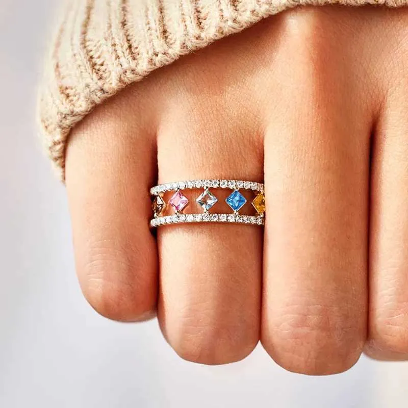Anillo huitan estilo princesa con circonitas coloridas plata moda_voghion.com