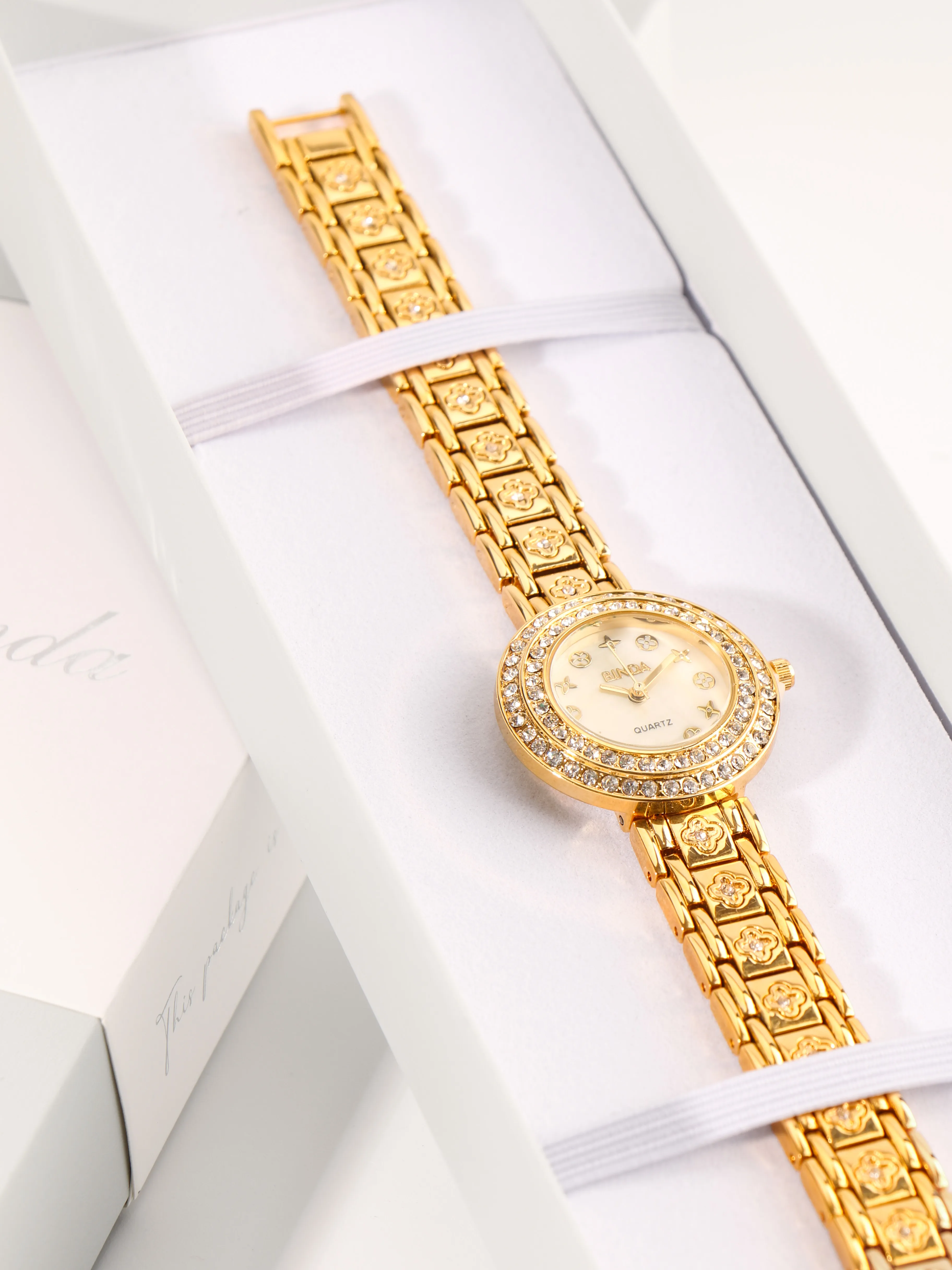 Binda Women\'s Gold Quartz Stainless Steel Bracelet Elegant Dial Round Watch Binda Women main image 4