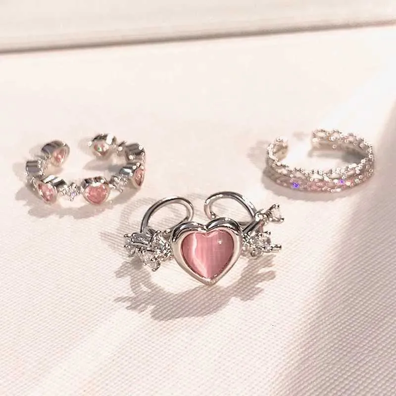Set di anelli con cuore in zircone geometrici per donna stile y2k_voghion.com