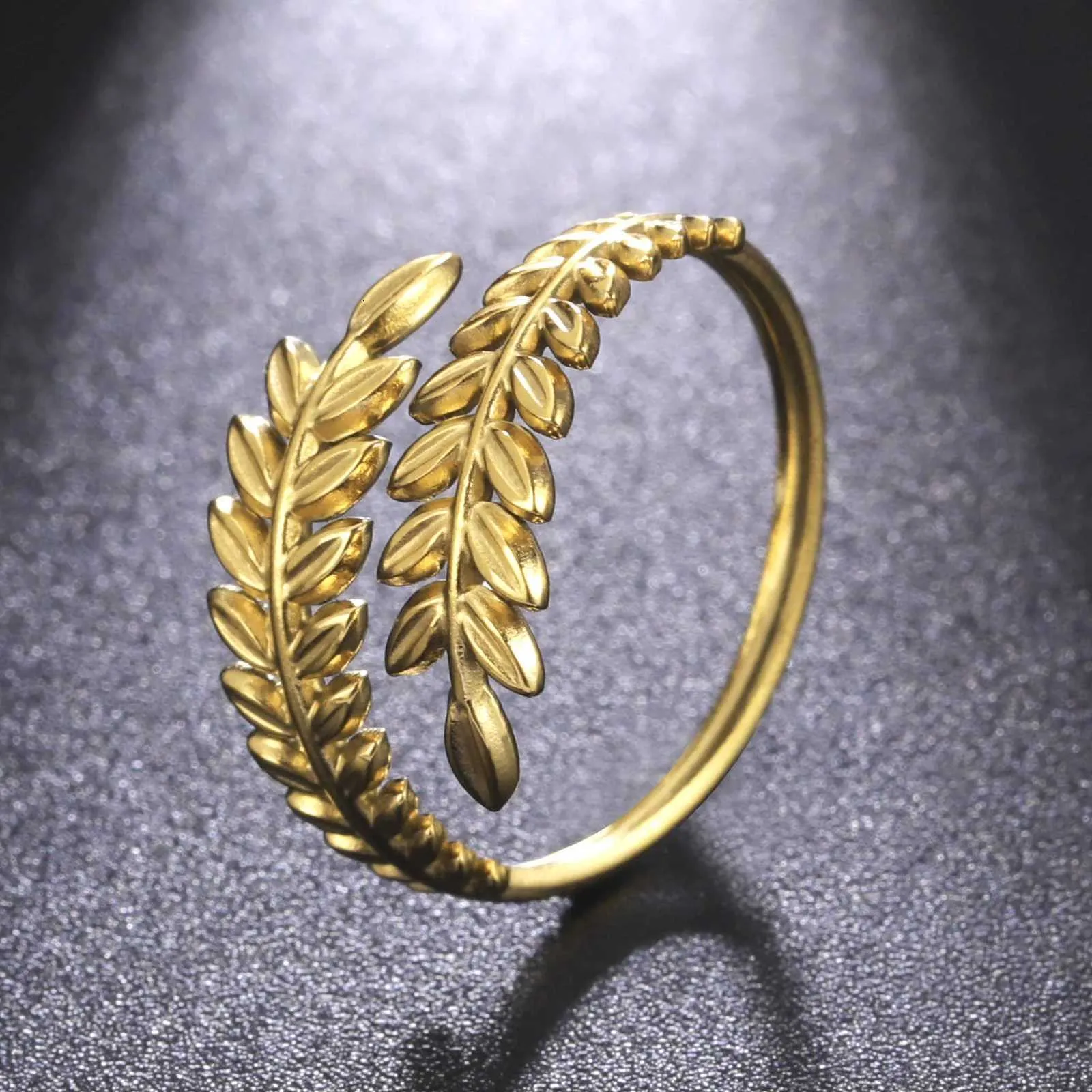 Adjustable Gold Stainless Steel Designer Ring For Women_voghion.com