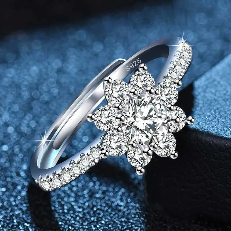 Elegant 925 Sterling Silver Adjustable Ring With Zircon For Women_voghion.com