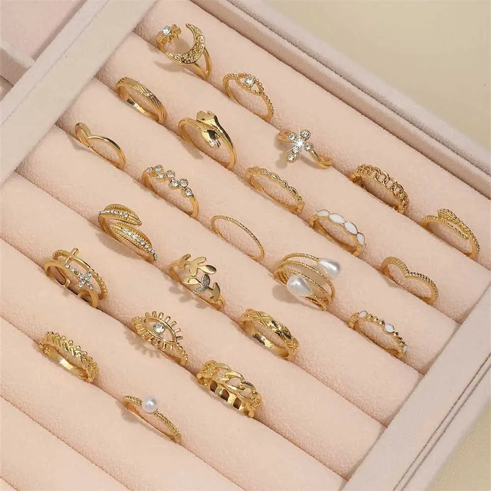 Designer ringar set vintage stil måne och stjärna guld_voghion.com