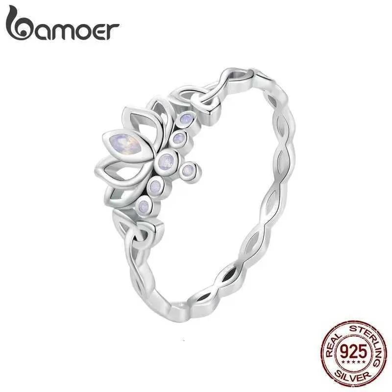 Anello Bamoer Lotus in argento sterling 925, elegante fiore con zirconi viola, design unico con pianta naturale, modello M251215._voghion.com