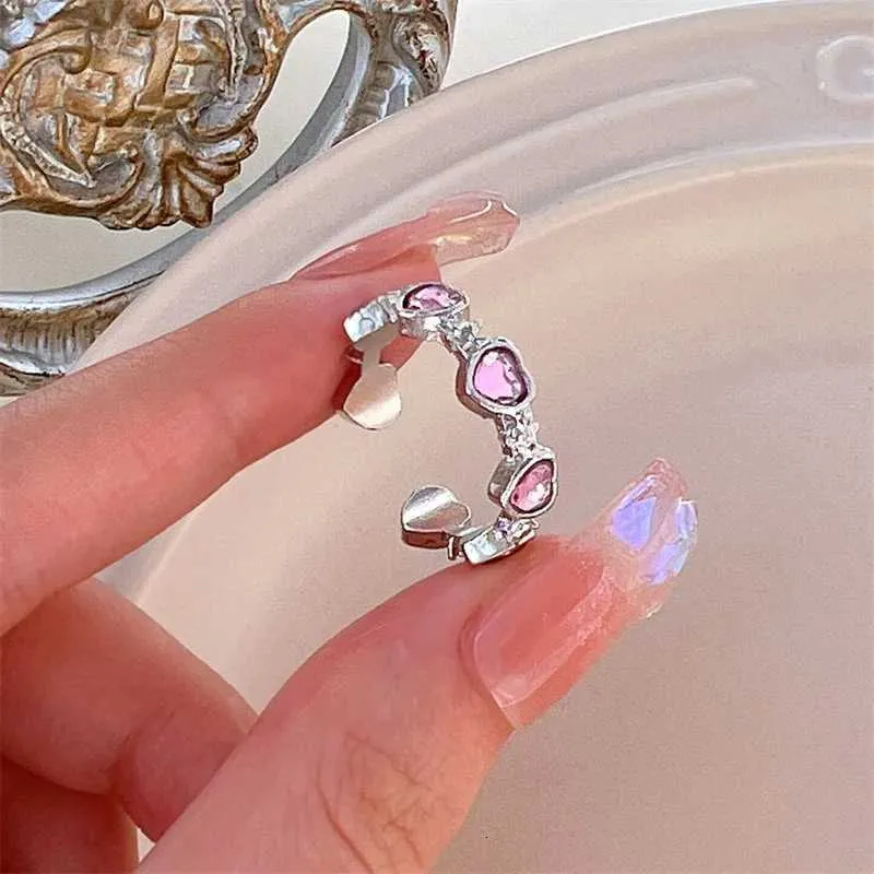 Set di anelli con cuore in zircone geometrici per donna stile y2k_voghion.com
