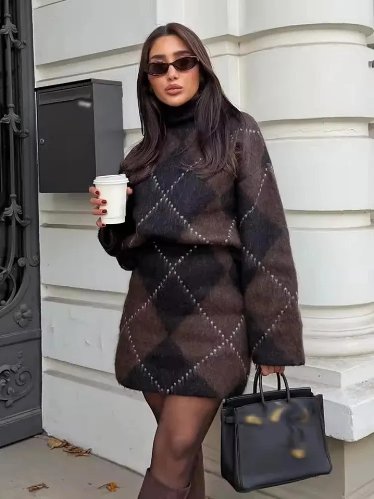 Vintage Brown Argyle Plaid Knitted dressy Sweater sets with Turtleneck and Loose Sweater - Women's Winter Knitwear