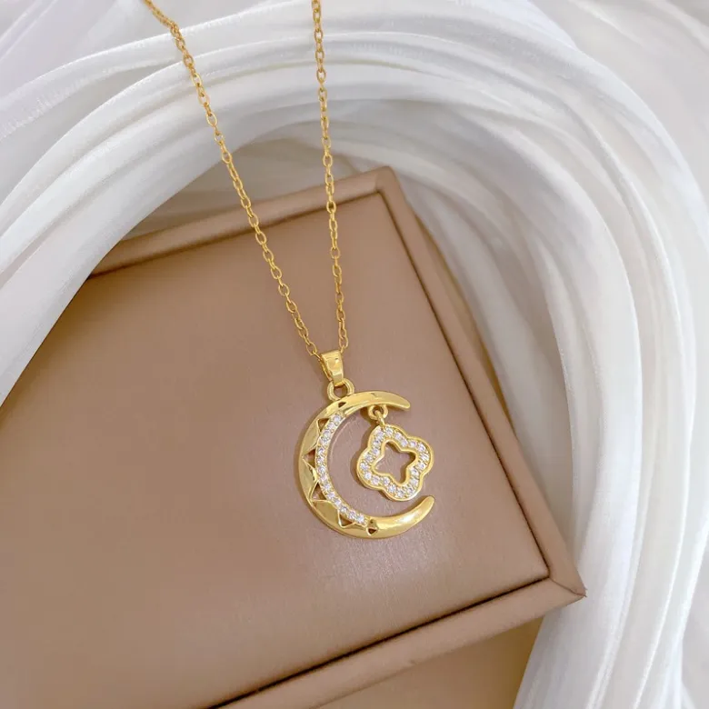 New Fashion Moon Lucky Grass Light Luxury Charm Gorgeous Full Diamond Necklace Womens Versatile Clavicle Chain Titanium_voghion.com