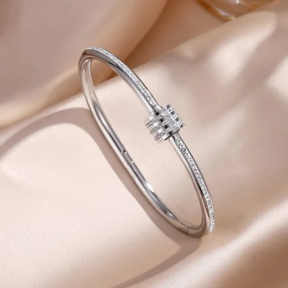 Zakol Stainless Steel Stackable Bangles With Crystal Cz Set_voghion.com