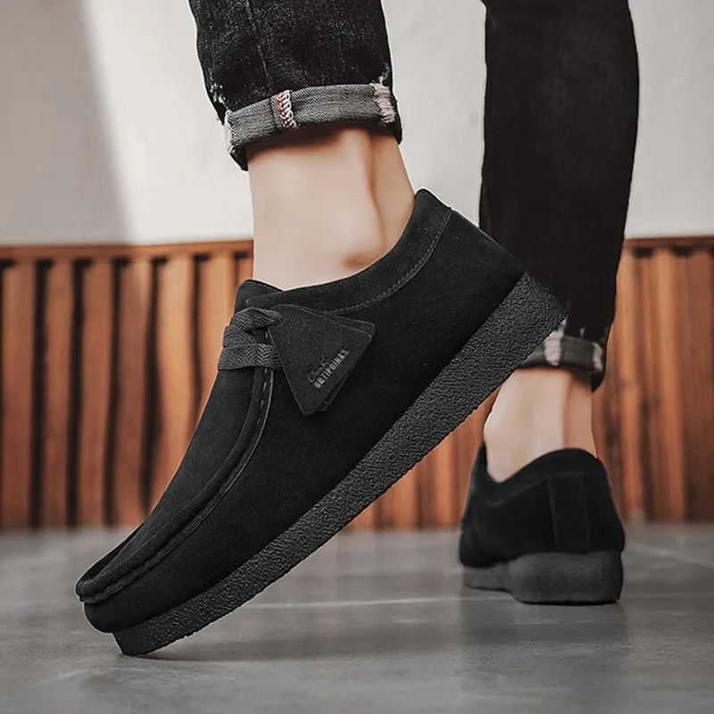 2026sModische khakifarbene Freizeit-Loafer aus Wildleder mit Plateausohle zum Hineinschlüpfen – leichte Herren-Fahrschuhe und Freizeitschuhe 2026_voghion.com