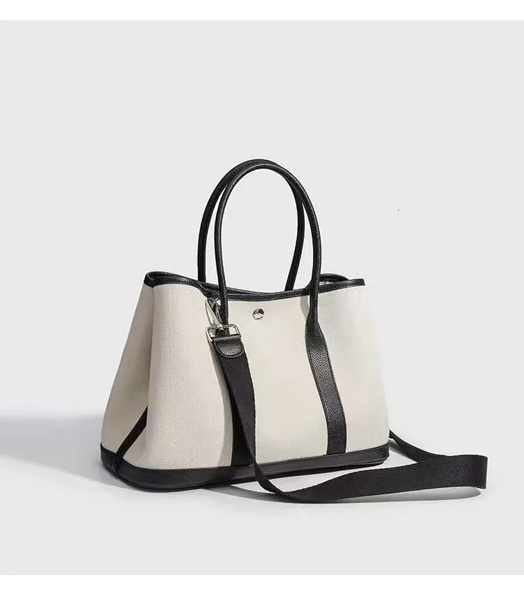 Canvas Patchwork Tote Bag Large Capacity Commuter Handbag Black_voghion.com