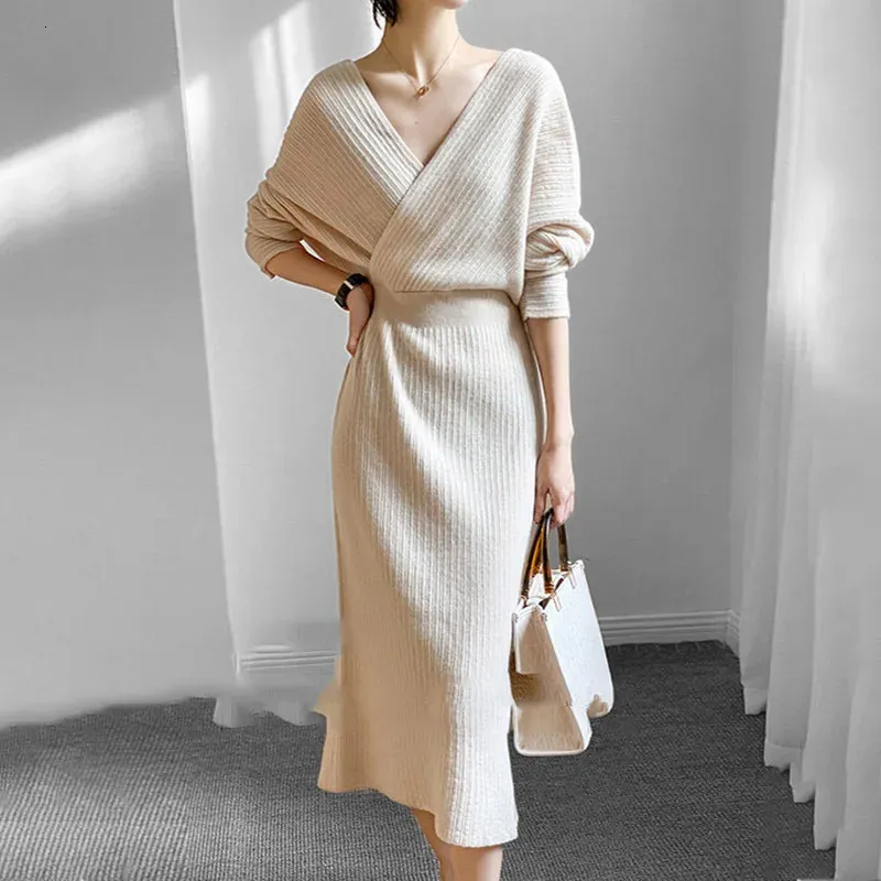 Women V Neck Slim Fit Knitted Pencil Dress - High Waist Bodycon Sweater  Dress for Autumn Winter - Solid Color Elegant Long Sleeve