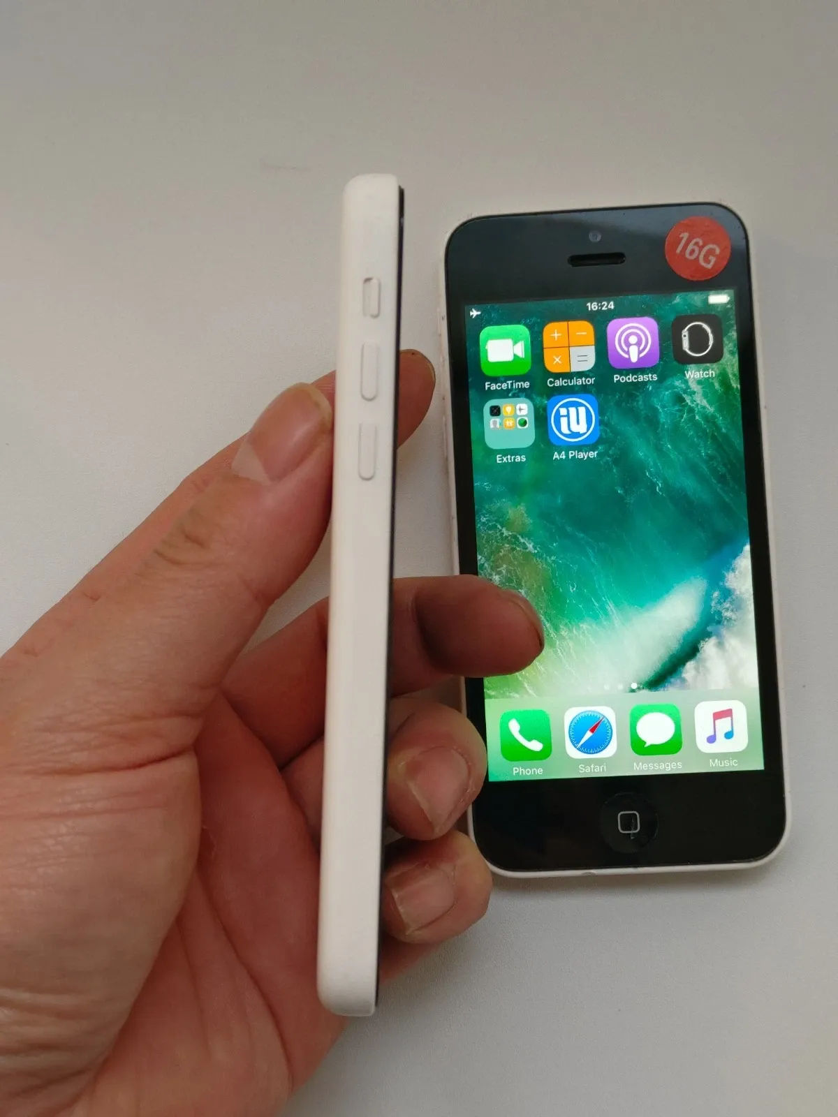 Apple IPhone 5c Kilitsiz Akıllı Telefon 4 İnç Yi TL3,382.56
