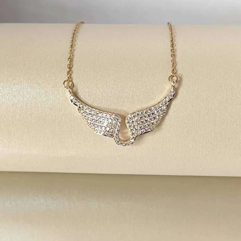 Collana Con Ciondolo Ali D'angelo In Argento 925 E Zirconia: Gioiello Porta Fortuna Per Donna, Regalo In Confezione
