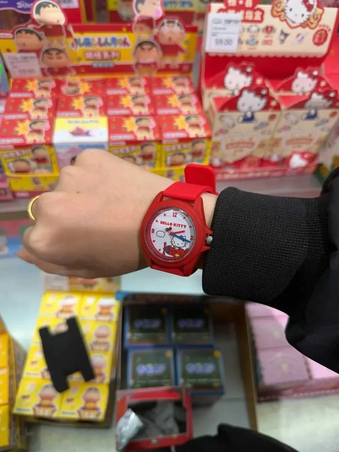 ハローキティ　ウォッチコレクション　木製コレクションBOX 時計　2本まとめ売り サンリオ ハローキティ コレクターズミステリーウォッチ ブラインド