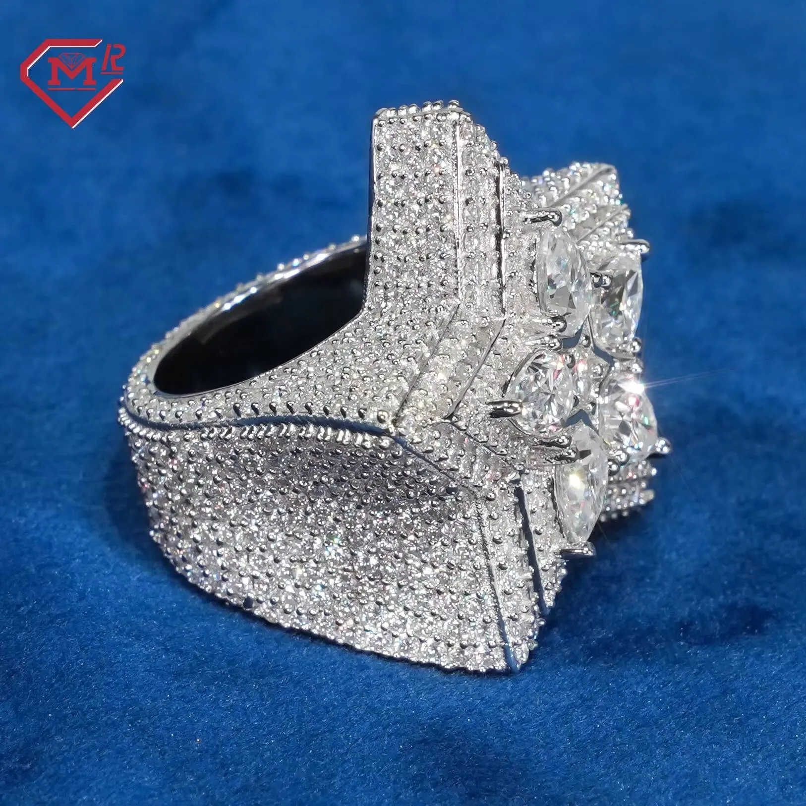 Hiphop Hombres Custom Star VVS Iced Out Diamond 925 Silver Champion Moissanite Ring_voghion.com